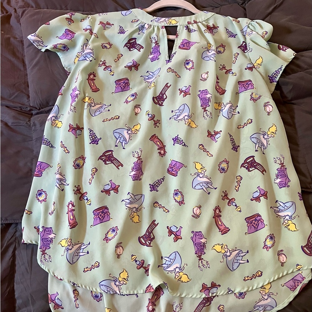Torrid Green Blouse with Alice Print( Alice in Wonderland- Disney Collection)